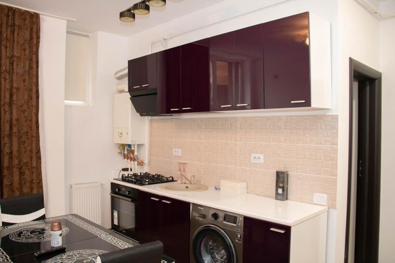 Apartament Capitala Militari Roşu Exterior foto
