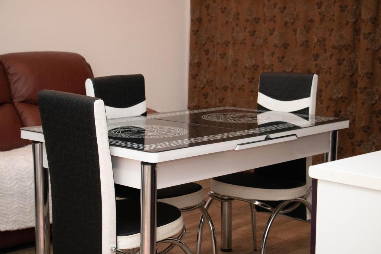 Apartament Capitala Militari Roşu Exterior foto